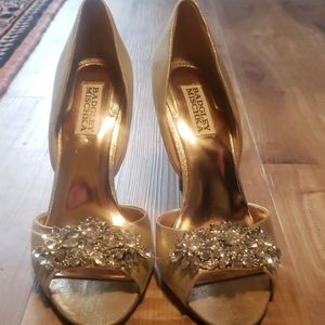 Gold Bagley Mischka pumps